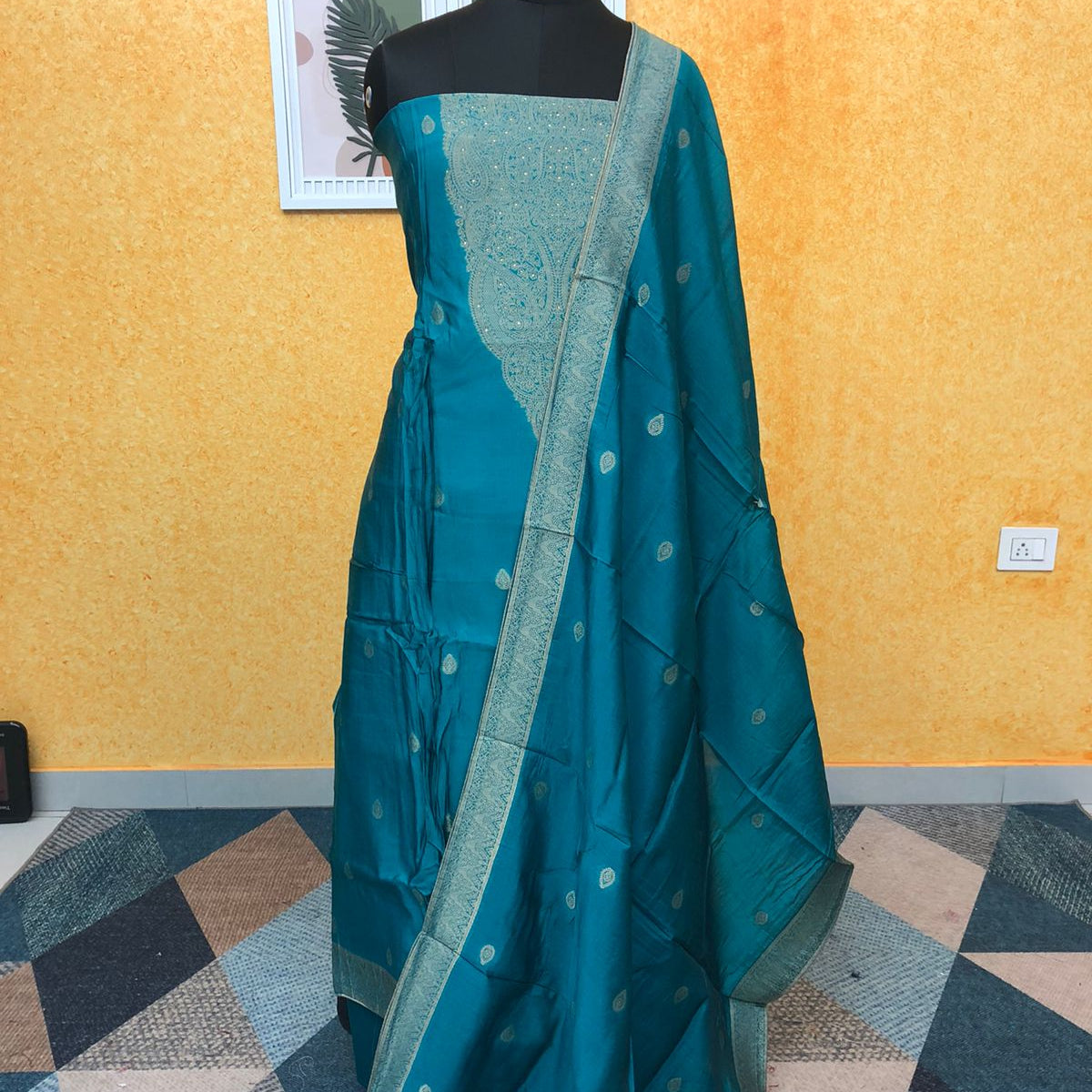 BANARASI SILK SALWAR SUIT FT 2184