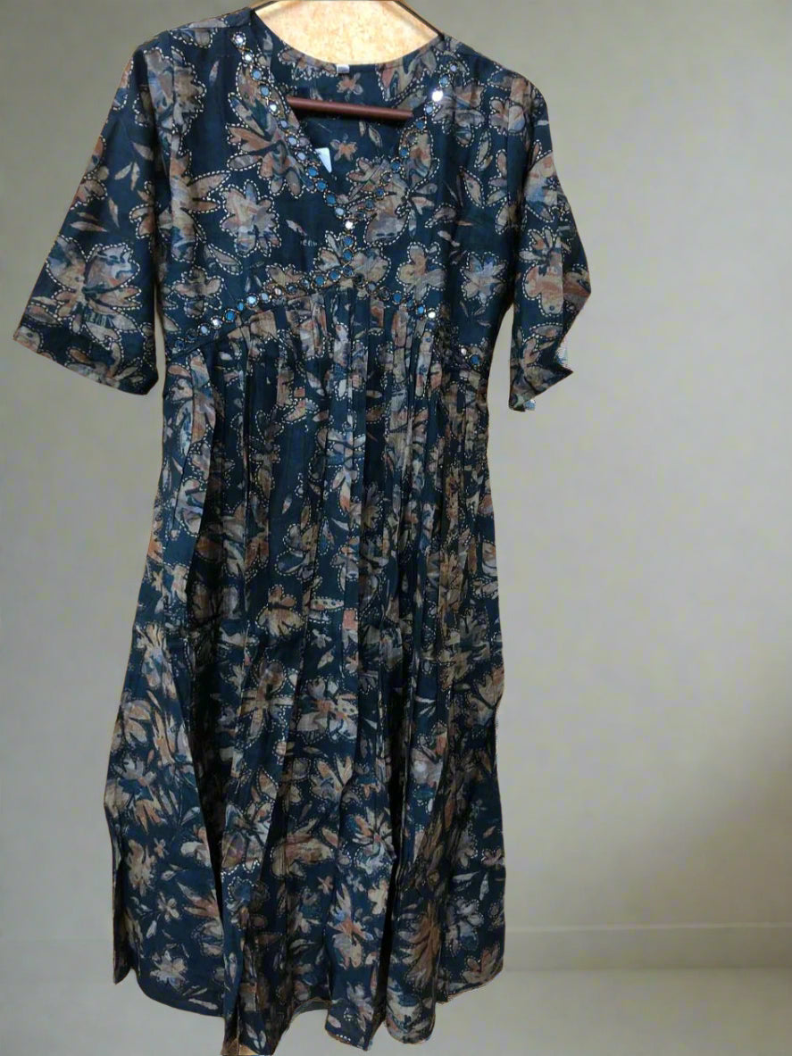 ALIYA CUT KURTI FT2336