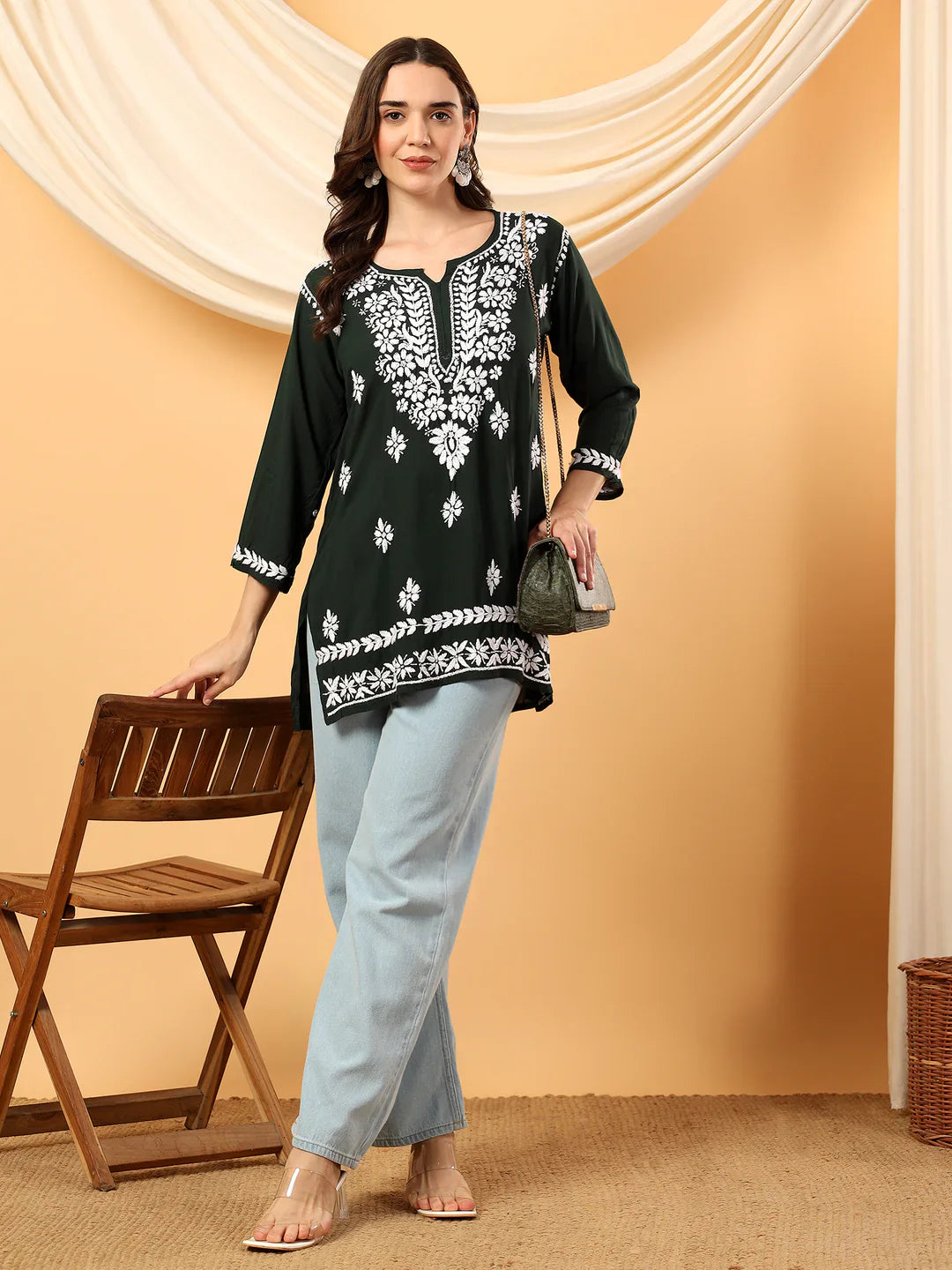SHORT KURTI