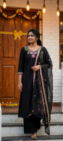 A LINE THREE PIECE SET FT 2927