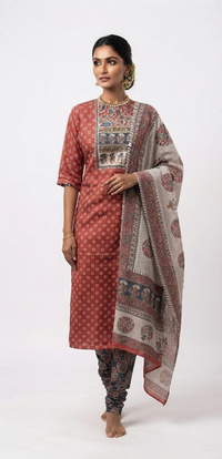 UNSTITCHED SALWAR SUIT FT 3006