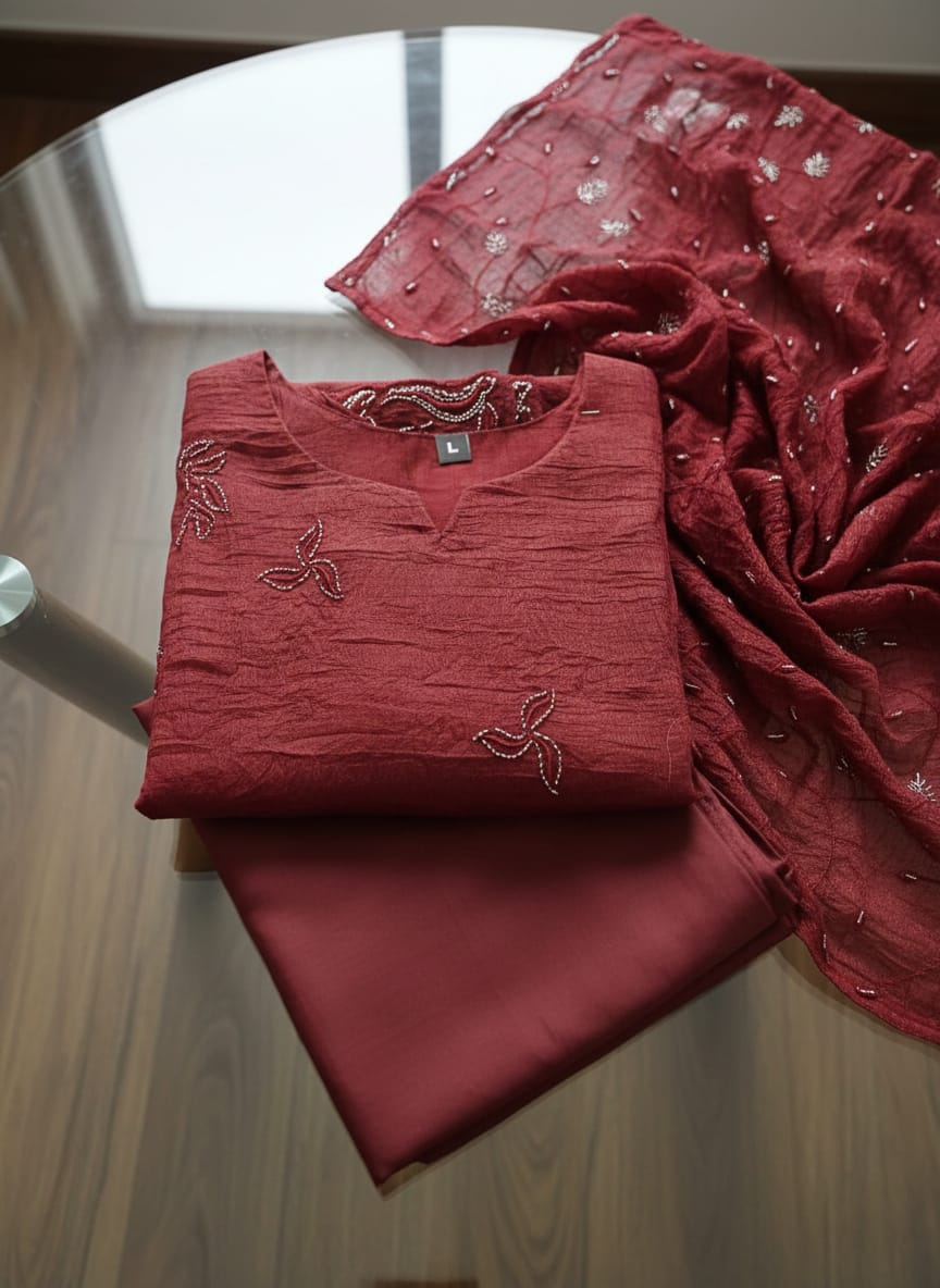 DARK MAROON / MEDIUM