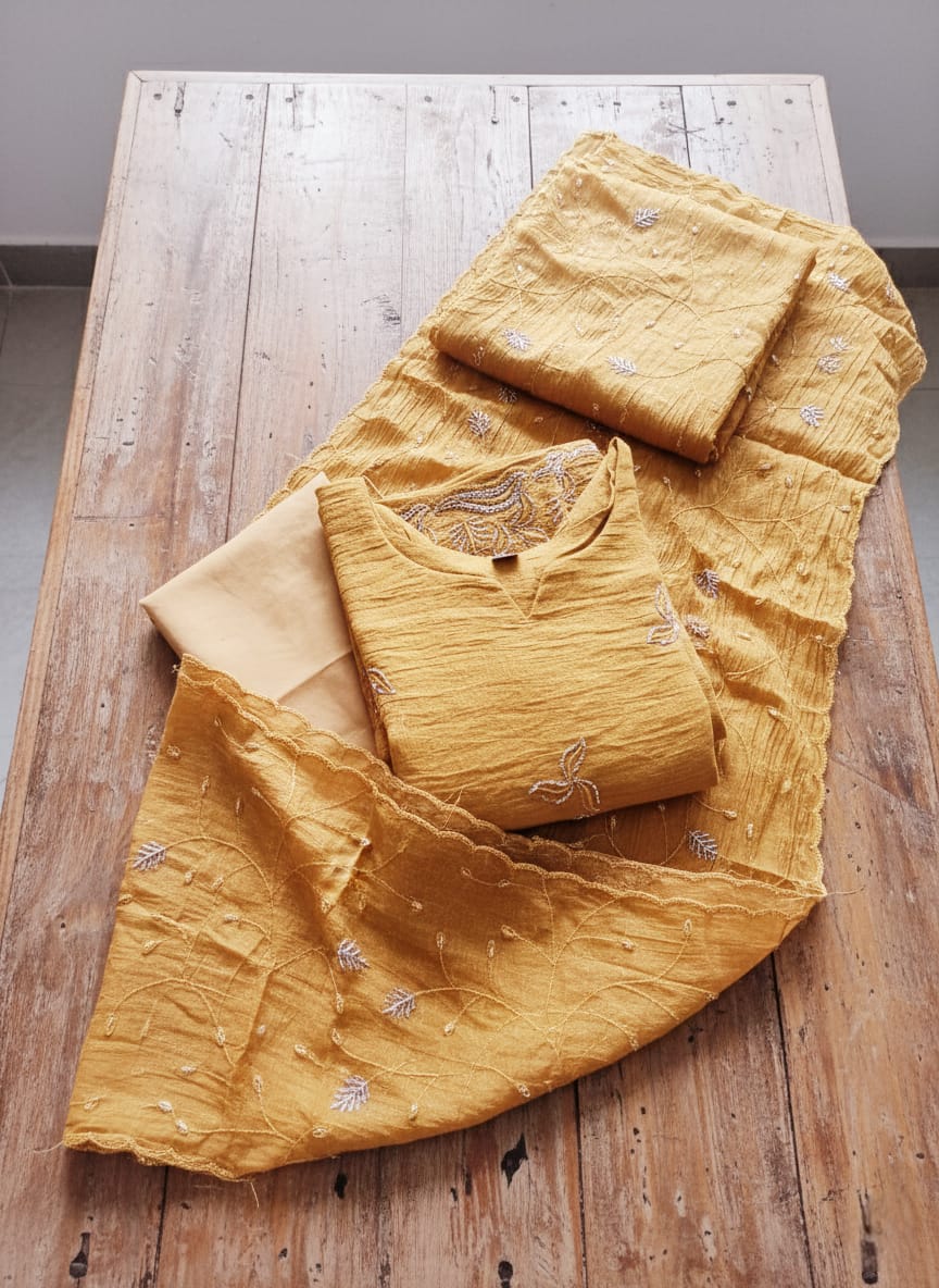 MUSTARD YELLOW / MEDIUM