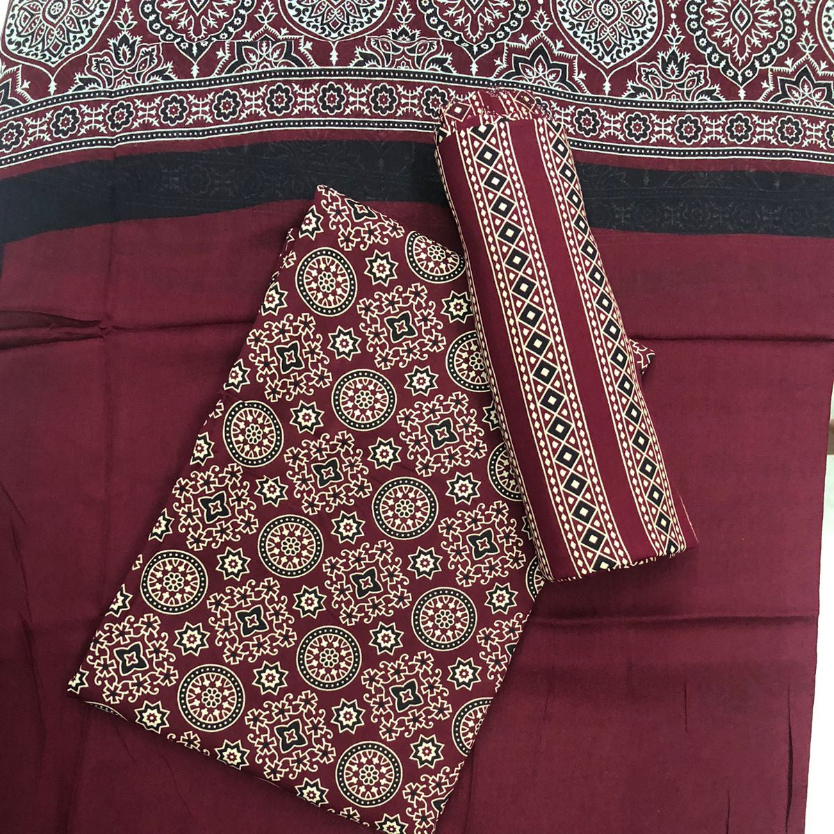 MAROON
