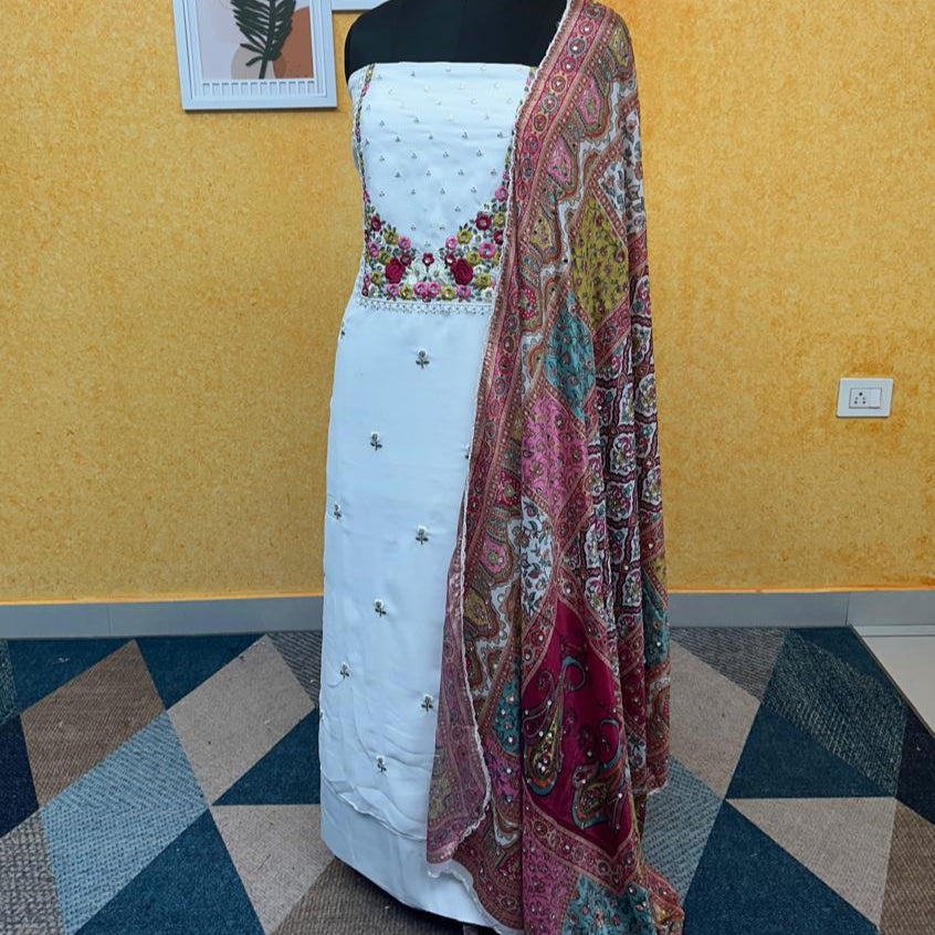 OFFER SALE SALWAR SUIT FT 2255