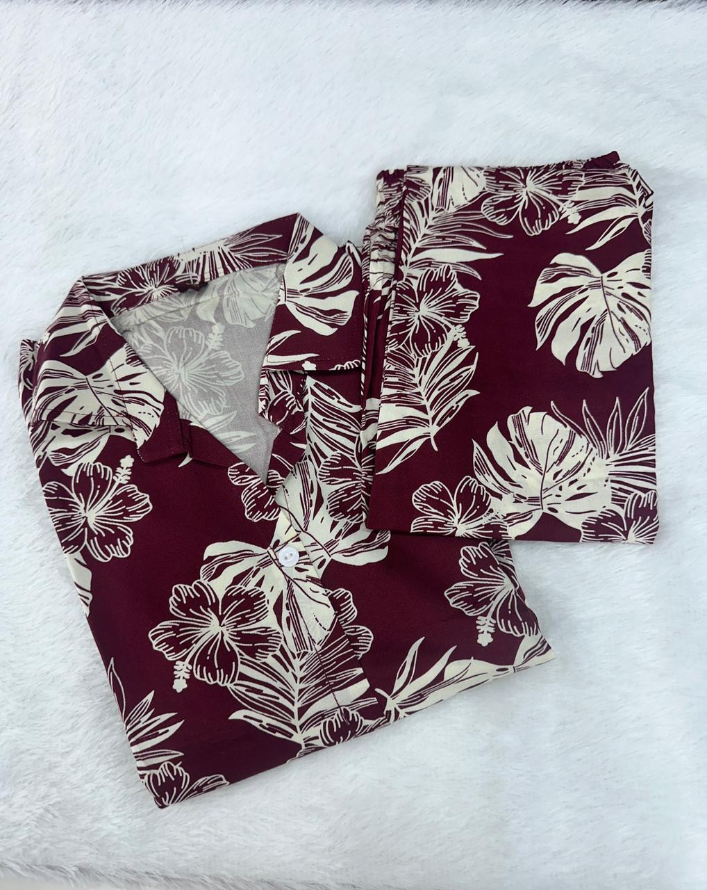 DARK MAROON / MEDIUM