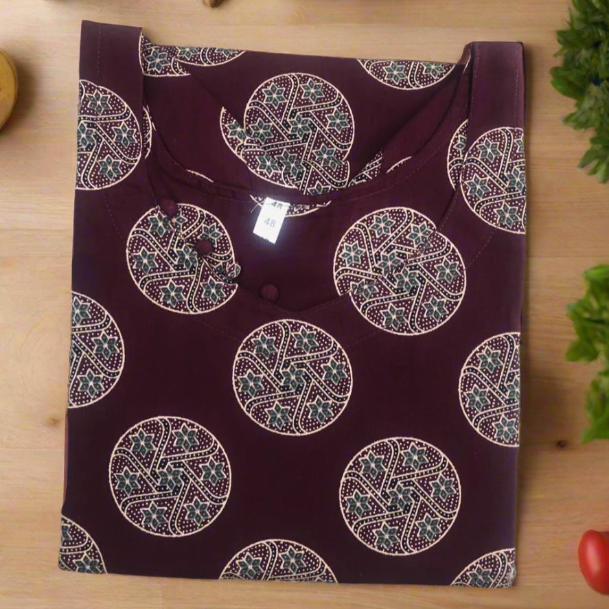 MAROON CIRCLE DESIGN / 3XL